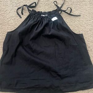 NWT Gap black tie shoulder tank. Size Large